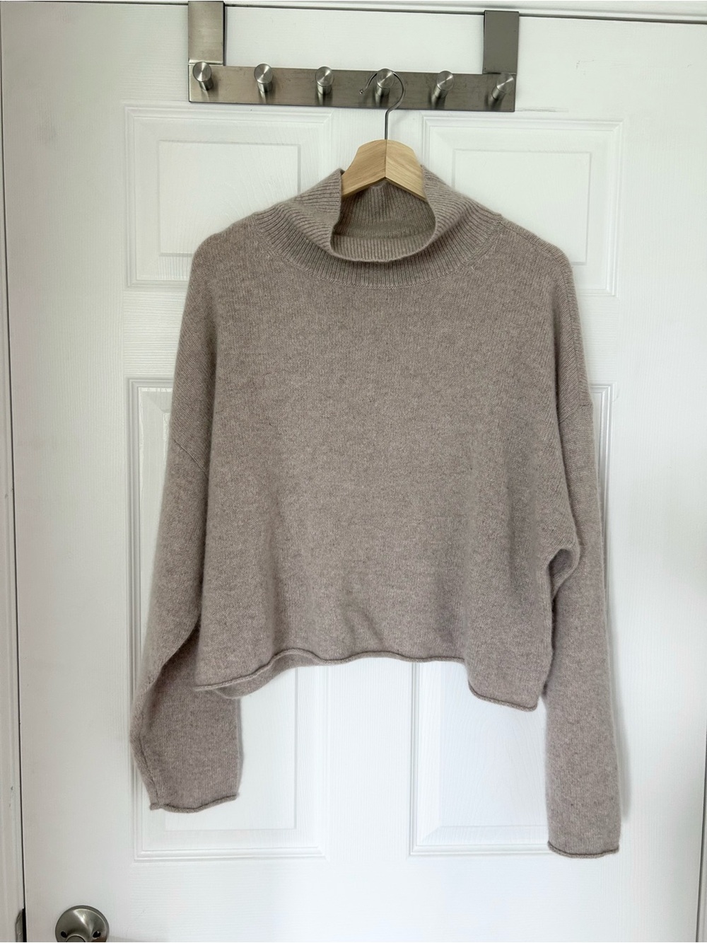 Babaton LUXE CASHMERE TURTLENECK - Size L